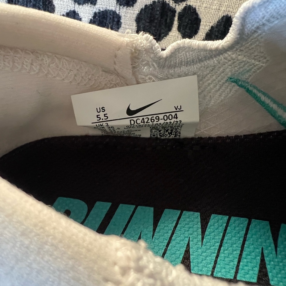 NIKE react - Picture 8 of 8